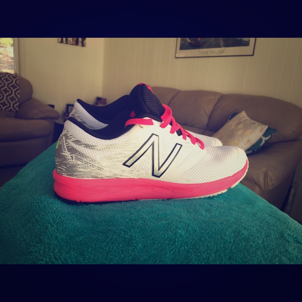 New balance sneakers size 9
