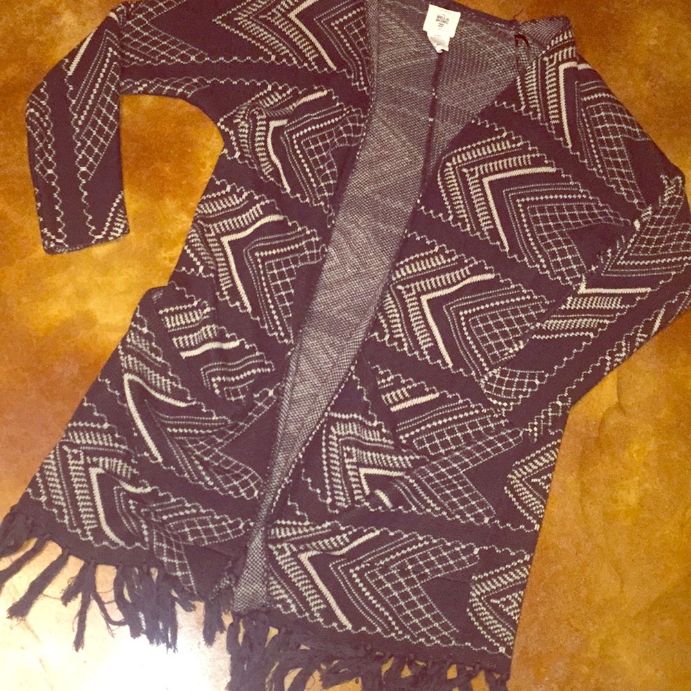 Cute Billa Bong BUCKLE Cardigan.