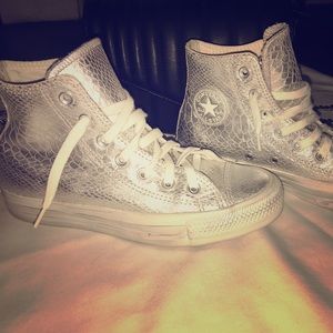 Converse High Top sneakers