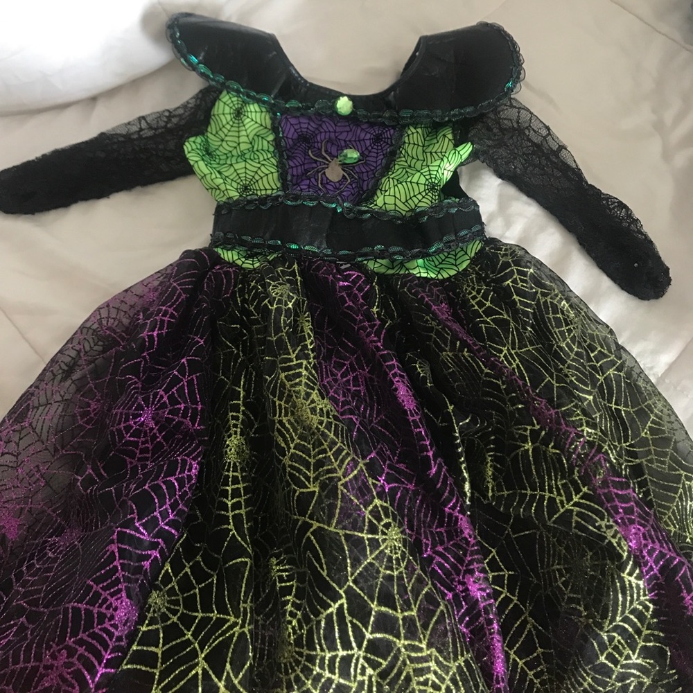 Halloween costume girls