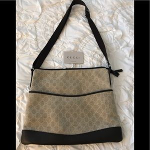 Gucci Messenger Bag