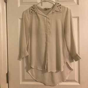 Forever 21 White blouse with rose gold studs MED