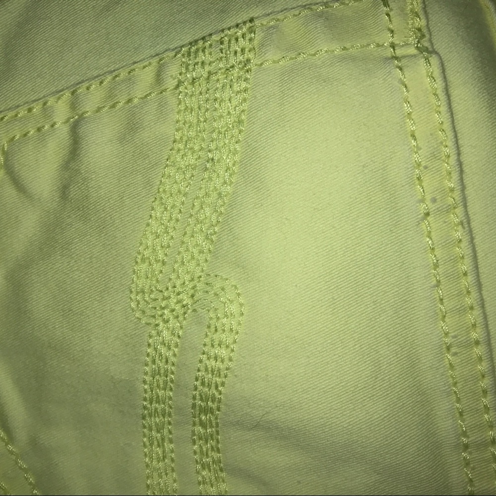 Yellow jeans new NWOT - Picture 4 of 4