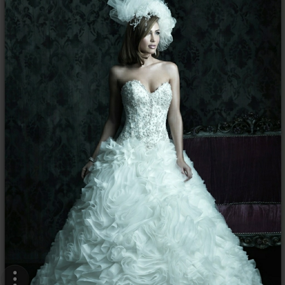 Allure Bridal Wedding Dress