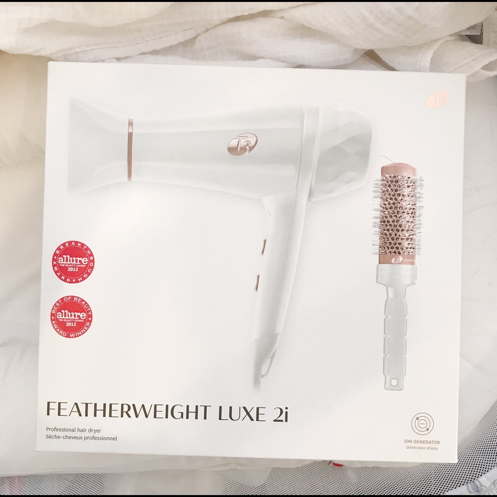 T3 micro blow dryer