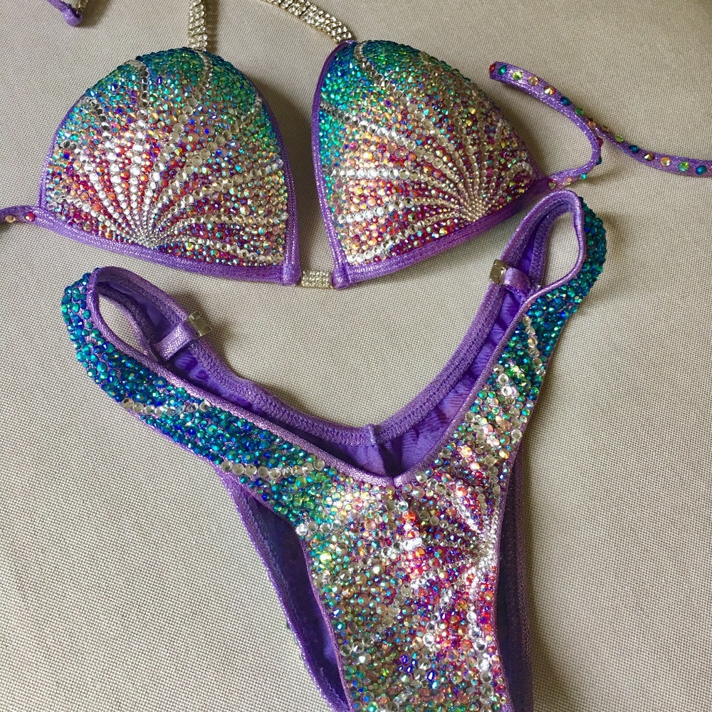FIGURE COMPETITION SUIT
