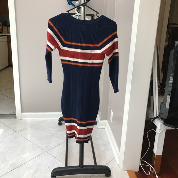 Pink rose sweater dress - Picture 3 of 3