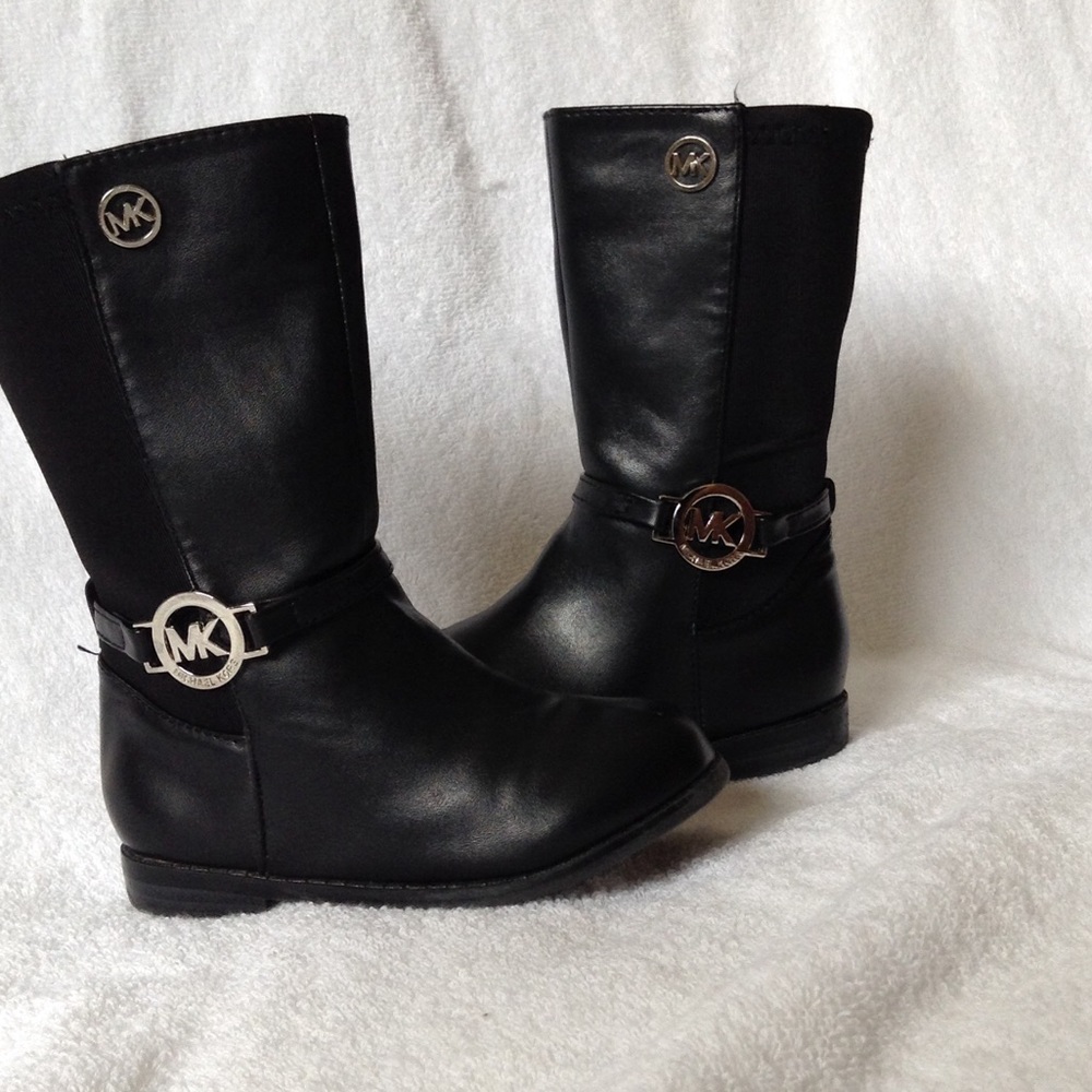❤❤️❤️️Toddler Michael more boots❤️❤️❤️