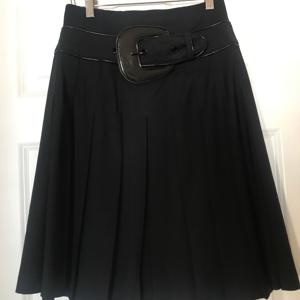BEBE Skirt with attached belt