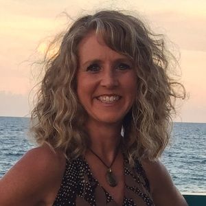 Meet your Posher, Kristin