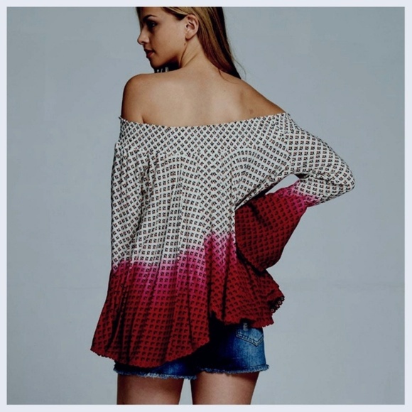 Off-Shoulder Red And Ivory Ombre Top - Picture 4 of 5