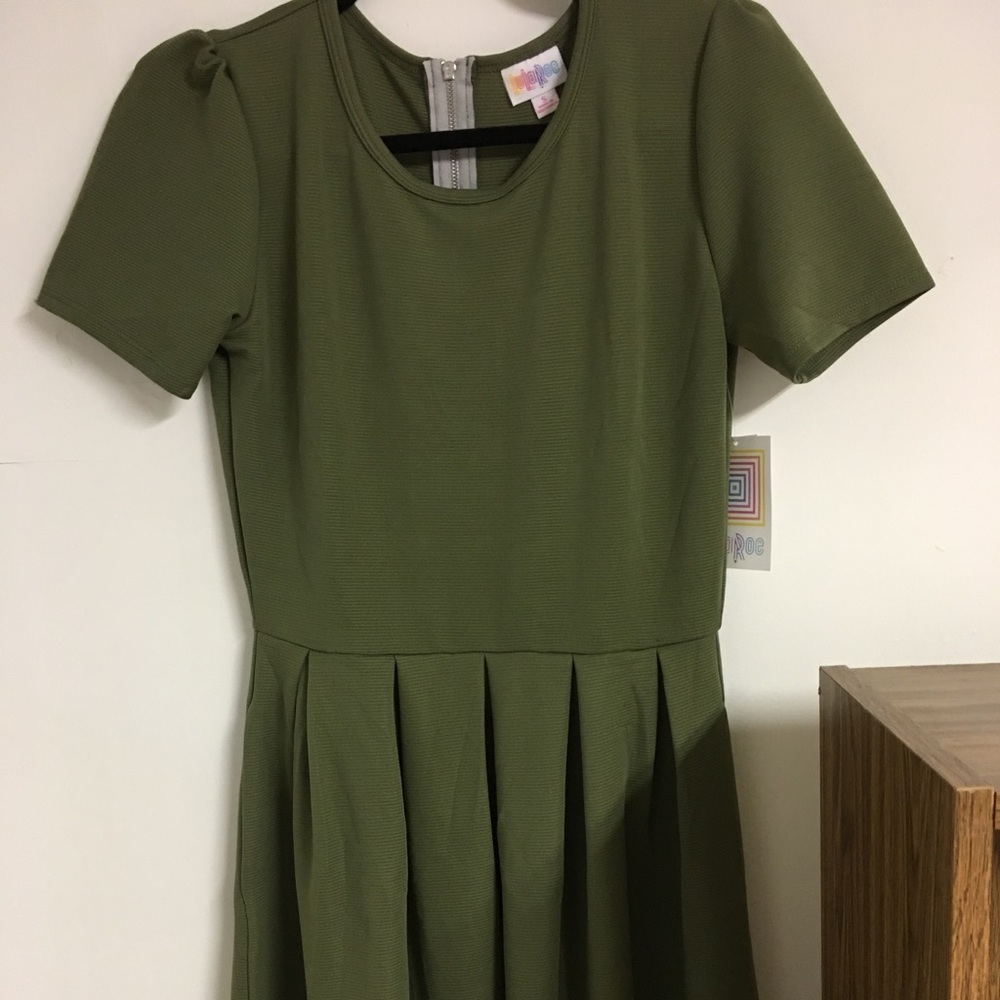 LuLaRoe Amelia NWT
