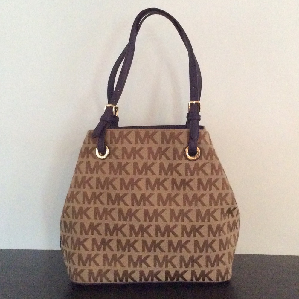 Michael Kors tote