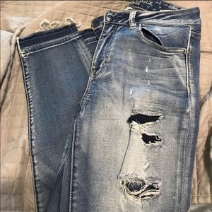 Cropped ripped and patch jean 👖