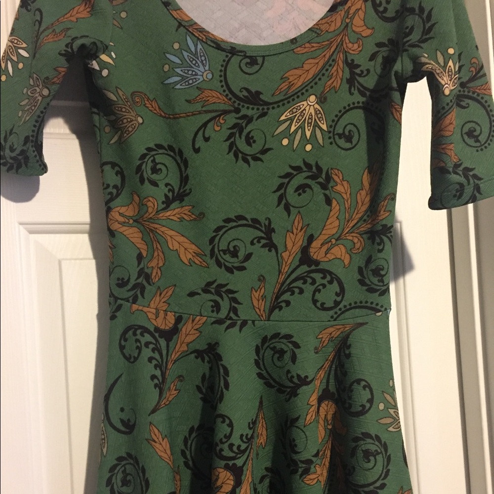 LuLaRoe Nicole green scrolls rare HTF gorgeous