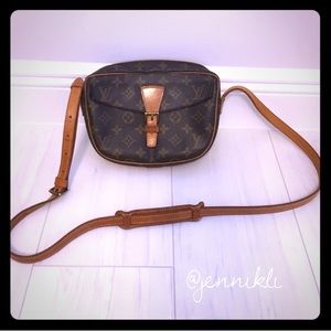 🎉SALE🎉💯Auth Louis Vuitton Jeune Fille Crossbody
