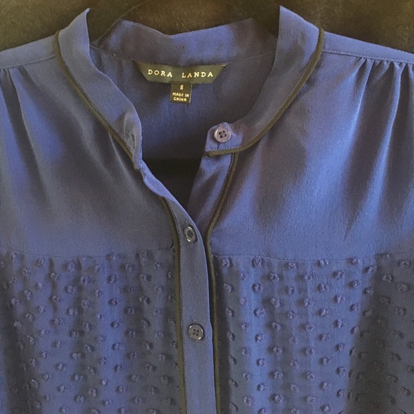 PRETTY TOP! - Picture 3 of 5