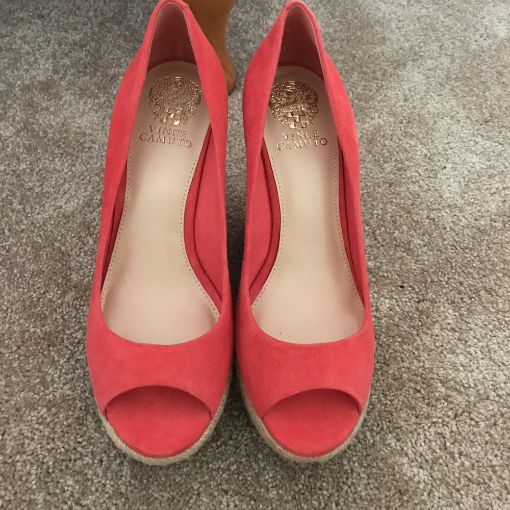 Brand New Vince Camuto Wedges