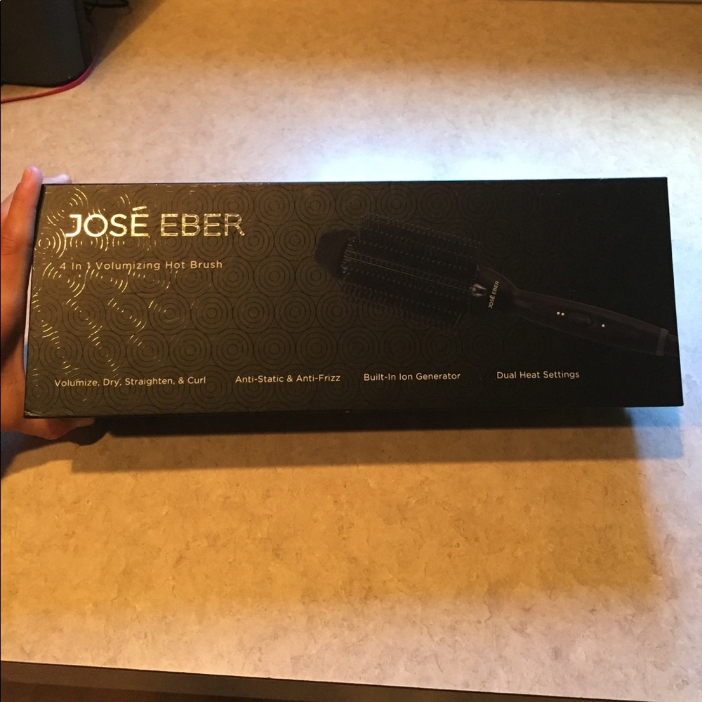 Jose eber hair hot brush
