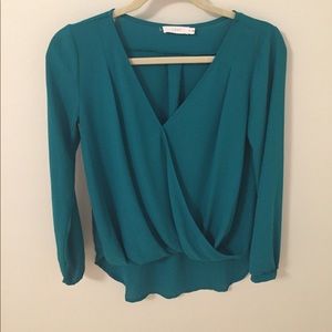 Green long sleeve blouse