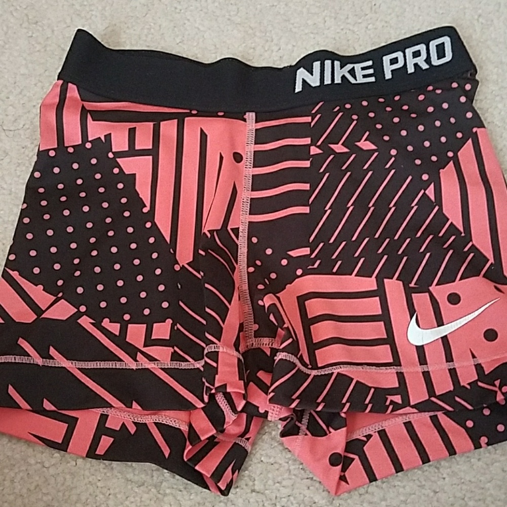 Nike dryfit workout shorts