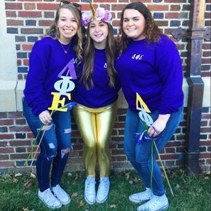 Meet your Posher, Michaela