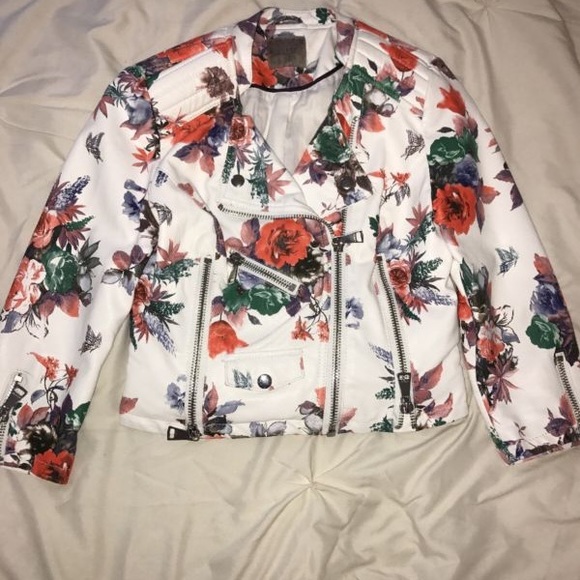 Guess Floral Jacket - Picture 2 of 3
