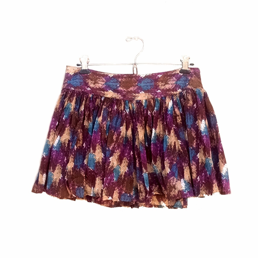 Candie's Feather Pattern Ruffle Mini Skirt