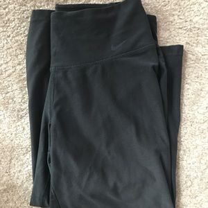 Nike Yoga Pants (crop)