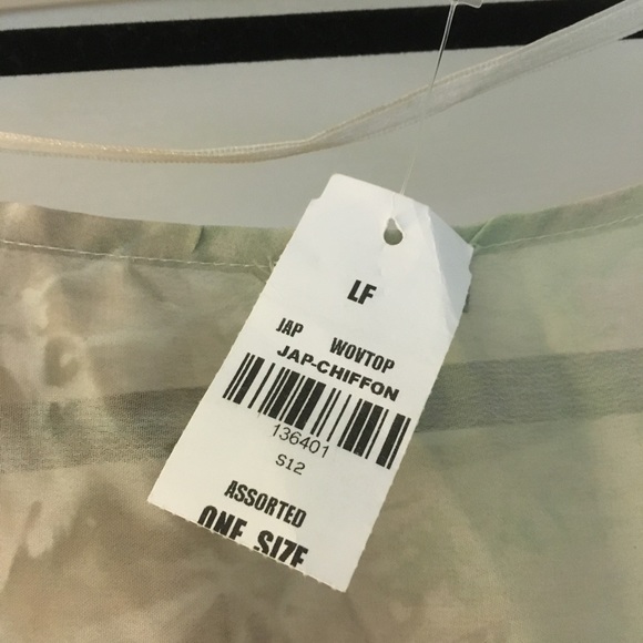 Japonica from LF Sheer chiffon blouse - Picture 4 of 5