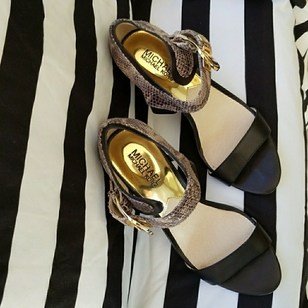 Micheal Kors heels
