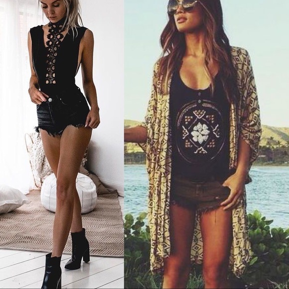 CCO Abercrombie & Fitch Festival Shortie Frayed - Picture 2 of 6