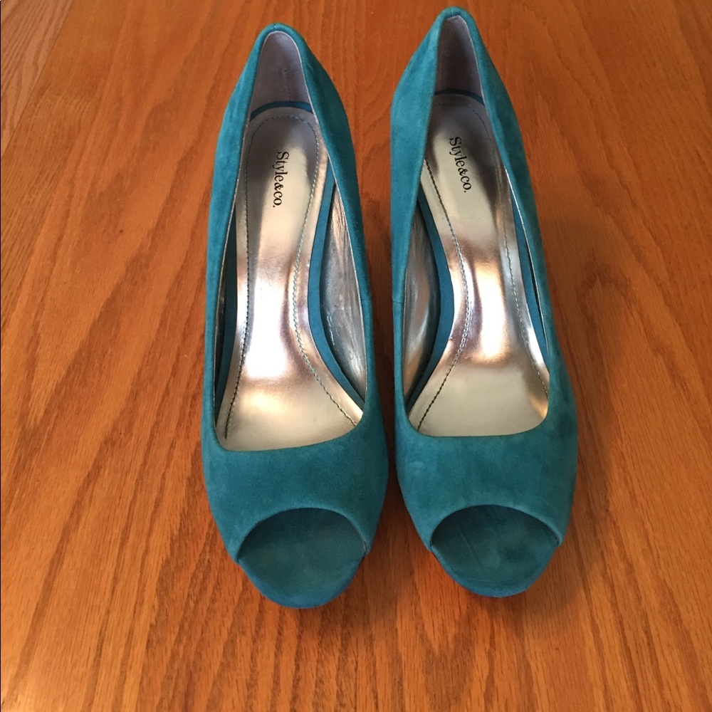 Style&Co Heels - Picture 2 of 4