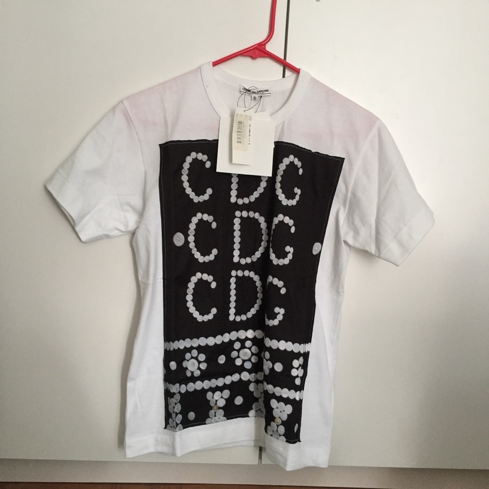 CDG "Button Party" Graphic Tee