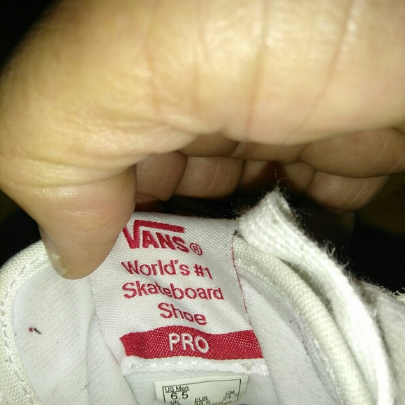 Vans - Picture 4 of 5