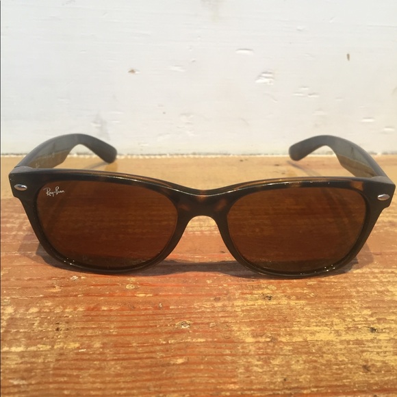 Ray-Ban Accessories - New Wayfarer Ray-ban Sunglasses