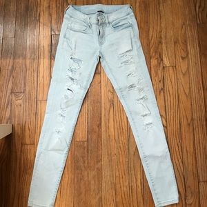 AMERICAN EAGLE JEANS