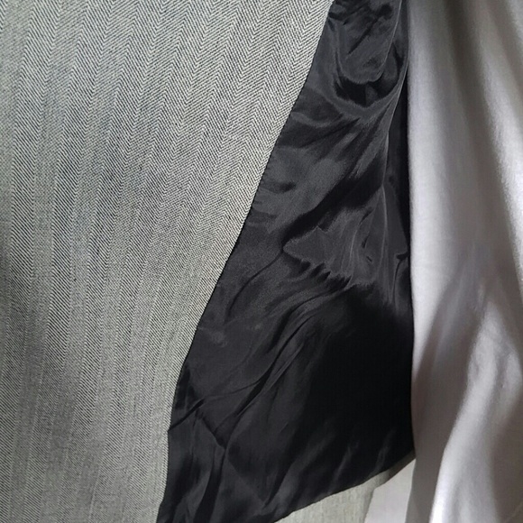 Blazer - Picture 4 of 6