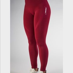 XS gymshark seamless legging in beet marl