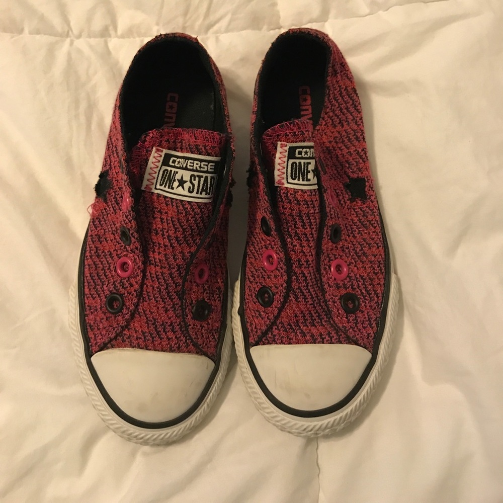 Converse little girl shoes