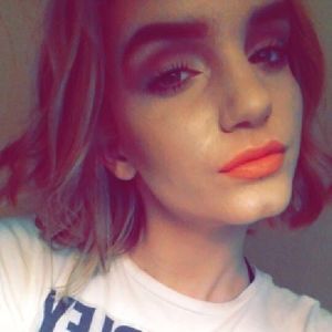 Meet your Posher, Alyssa