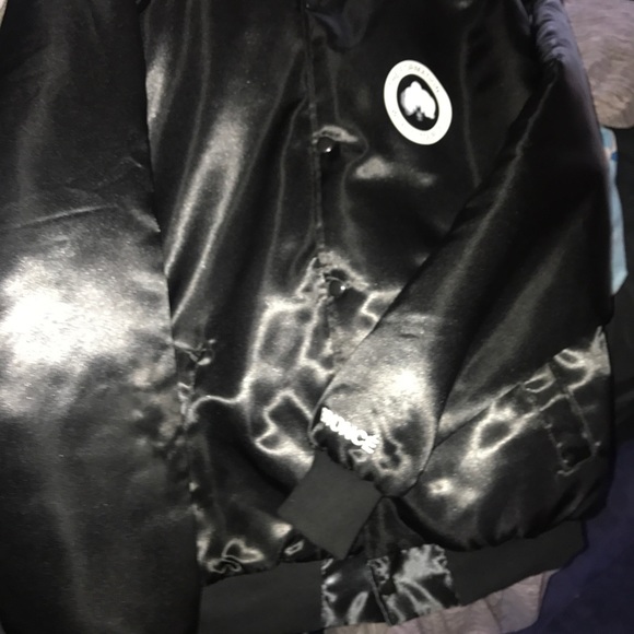 Beyonce World Tour Jacket - Picture 1 of 3
