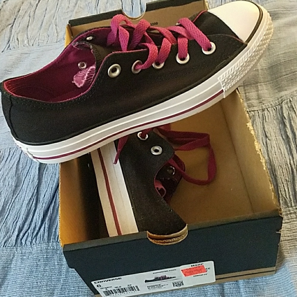 Converse All Star black and pink 6M NEW!