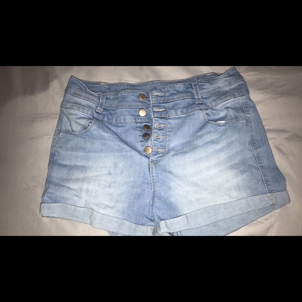 High Waisted Shorts ☹️ They Don't Fix Anymore