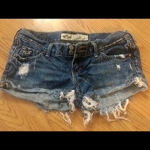 Destroyed hollister jean shorts