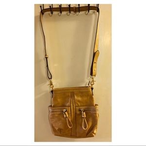 PRICE DROP NW London Fog Travel Cross-body Bag