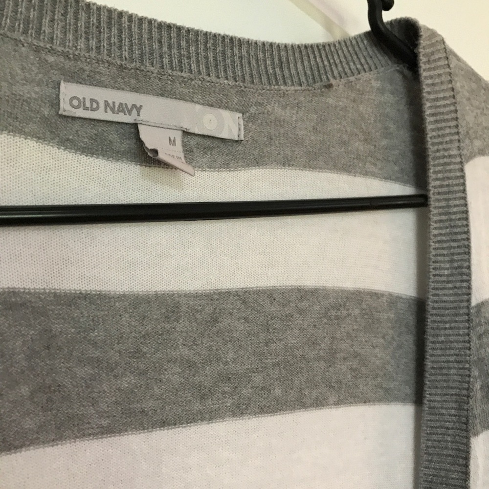 OldNavy cardigan grey and white Size M