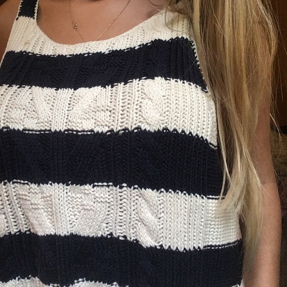 Top - Picture 3 of 4