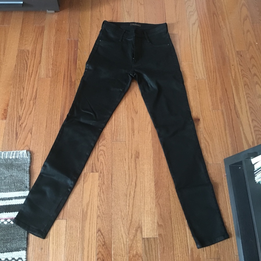 NWOT Coated black skinny jeans