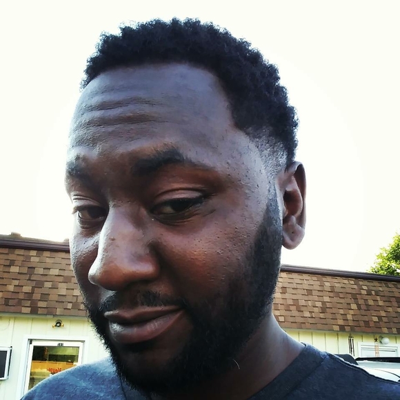 Meet your Posher, David - Picture 1 of 1